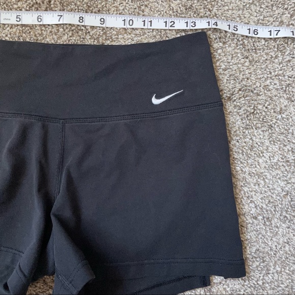 Nike Dri-FIT Classic Shorts in Black - Picture 4 of 5